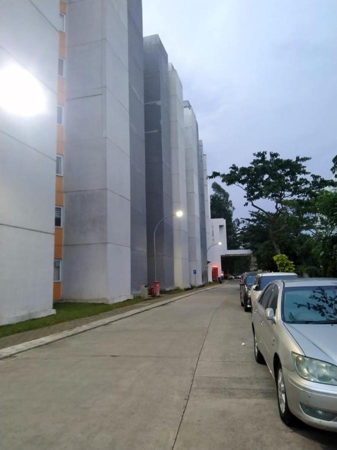 Smart Dream Inn Tangerang Exterior foto